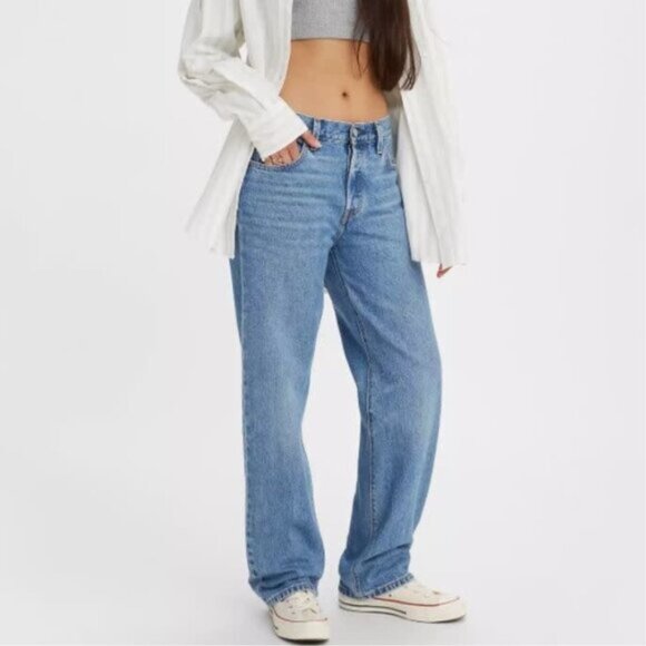 Levi's Denim - NWT LEVI'S 501 90's Original Straight Leg Jean Womens Size 31